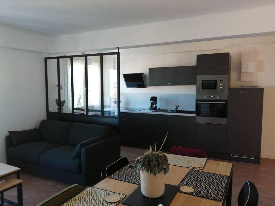 Bel Appartement Au Bord De L'Allier Classe 4* Vichy Zewnętrze zdjęcie